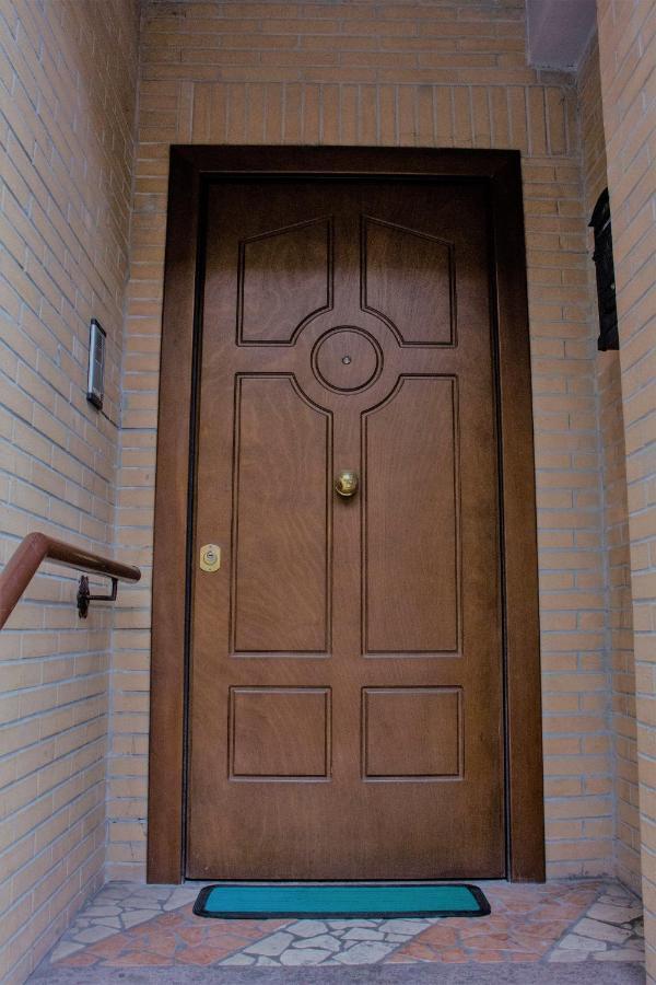 Ferienwohnung La Casa Di Dada Avezzano Exterior foto